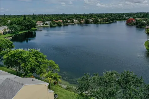 2836 S Edgehill Lane Cooper City FL 33026