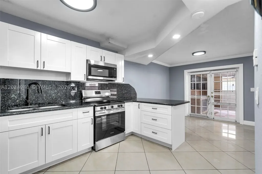 5335 W 23rd Court Hialeah FL 33016