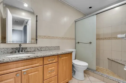 5335 W 23rd Court Hialeah FL 33016