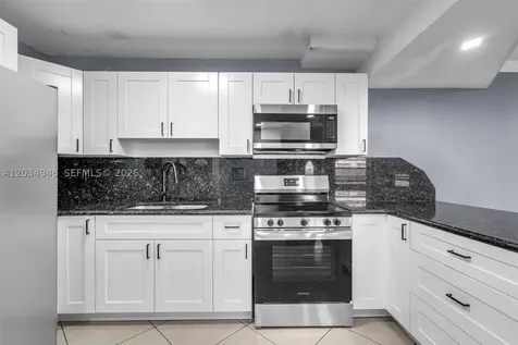 5335 W 23rd Court Hialeah FL 33016