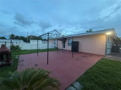 15431 SW 101st Avenue Miami FL 33157
