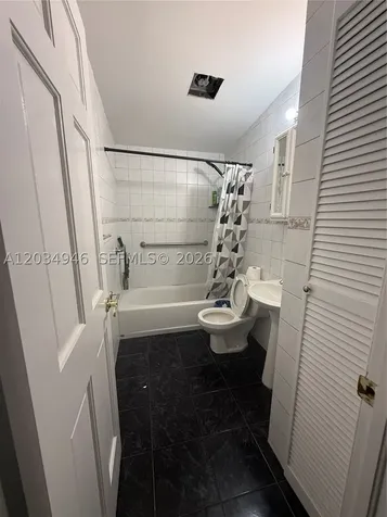 1143 NW 27th Street Miami FL 33127