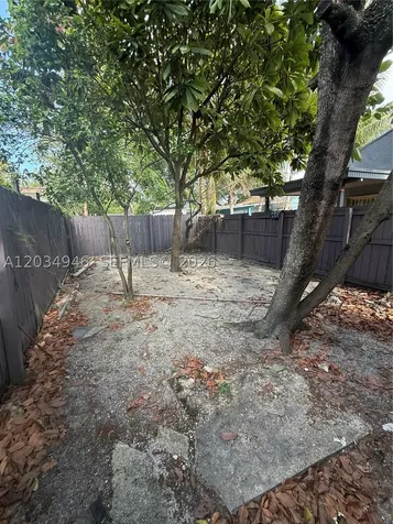 1143 NW 27th Street Miami FL 33127