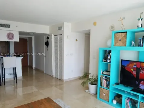 31 SE 5th Street Miami FL 33131