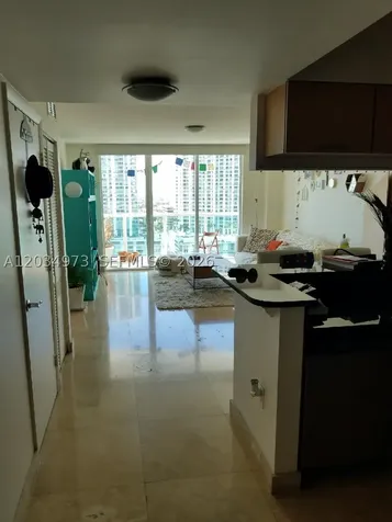 31 SE 5th Street Miami FL 33131