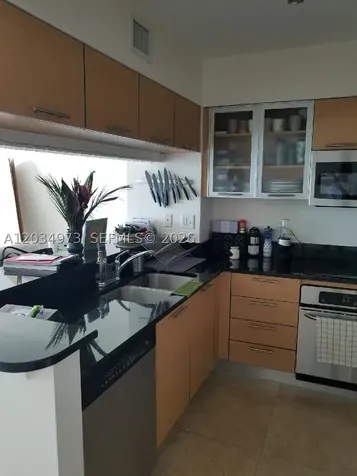 31 SE 5th Street Miami FL 33131