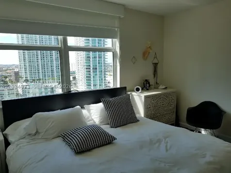 31 SE 5th Street Miami FL 33131