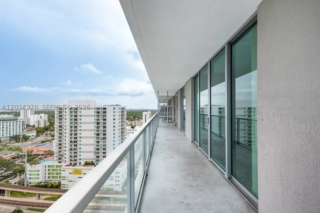 79 SW 12th Street Miami FL 33130