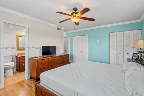 325 SE 11th Terrace Dania Beach FL 33004