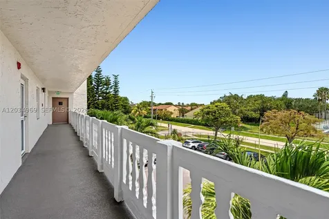 325 SE 11th Terrace Dania Beach FL 33004