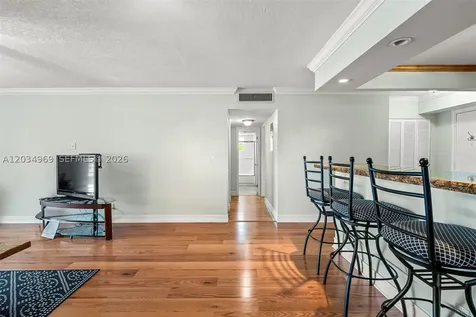 325 SE 11th Terrace Dania Beach FL 33004