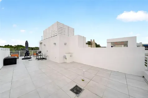 455 NE 39th Miami FL 33137