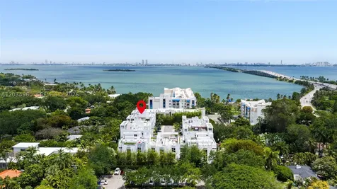 455 NE 39th Miami FL 33137