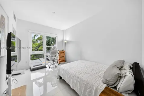 455 NE 39th Miami FL 33137