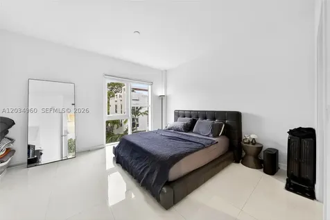 455 NE 39th Miami FL 33137