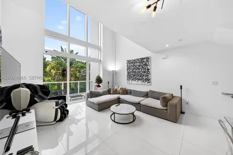 455 NE 39th Miami FL 33137