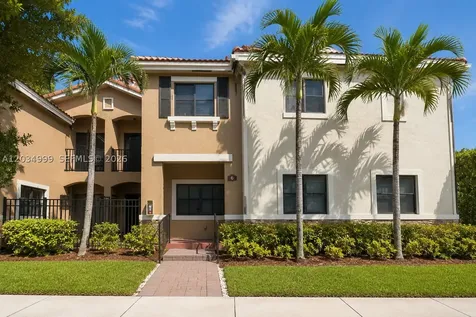 22511 SW 88th Place Cutler Bay FL 33190