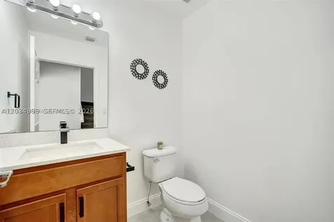 22511 SW 88th Place Cutler Bay FL 33190