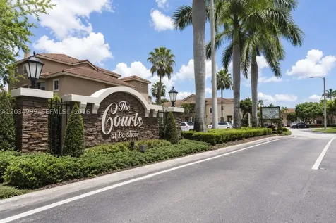 22511 SW 88th Place Cutler Bay FL 33190