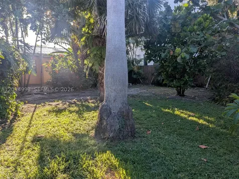 1104 NE 17th Terrace Fort Lauderdale FL 33304