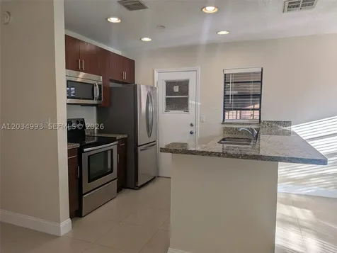 1104 NE 17th Terrace Fort Lauderdale FL 33304
