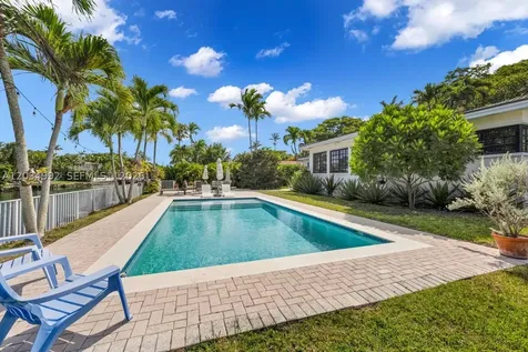 740 Jeronimo Drive Coral Gables FL 33146
