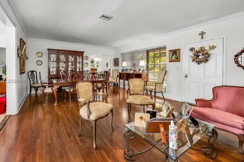 740 Jeronimo Drive Coral Gables FL 33146