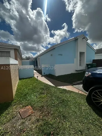 14952 SW 75th Terrace Miami FL 33193