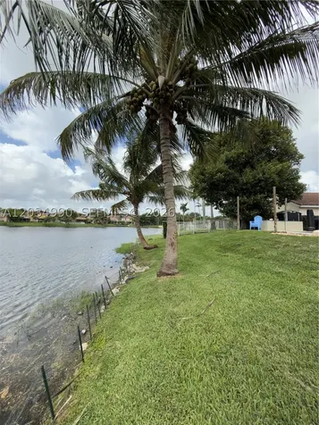 8404 SW 42nd Court Davie FL 33328