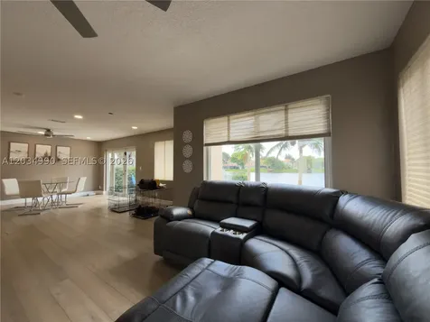 8404 SW 42nd Court Davie FL 33328