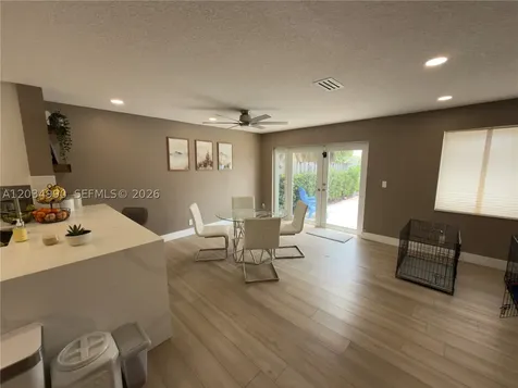 8404 SW 42nd Court Davie FL 33328
