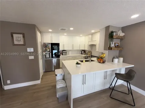 8404 SW 42nd Court Davie FL 33328