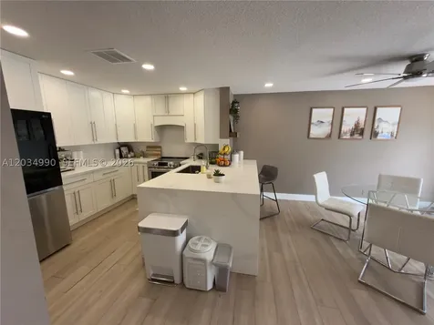 8404 SW 42nd Court Davie FL 33328