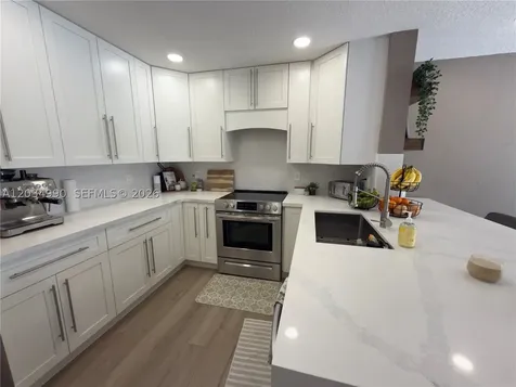 8404 SW 42nd Court Davie FL 33328
