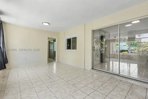 4397 NW 47th Terrace Lauderdale Lakes FL 33319
