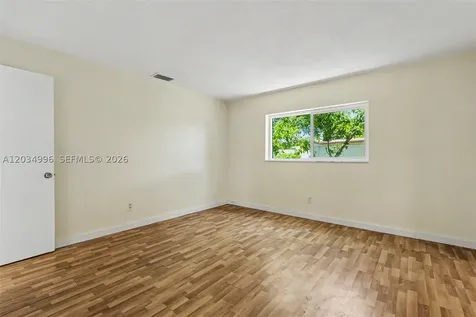 4397 NW 47th Terrace Lauderdale Lakes FL 33319