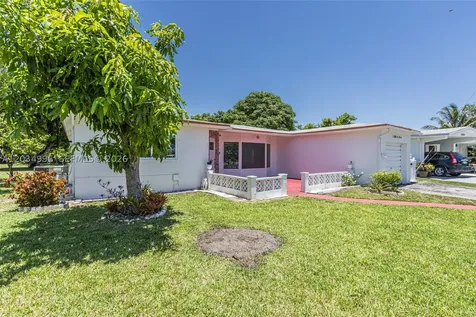 4397 NW 47th Terrace Lauderdale Lakes FL 33319