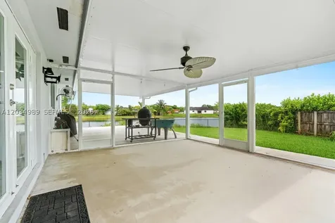 20572 SW 317th Street Homestead FL 33030