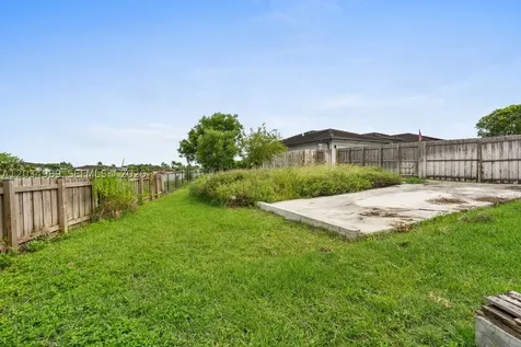20572 SW 317th Street Homestead FL 33030