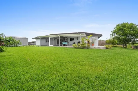 20572 SW 317th Street Homestead FL 33030