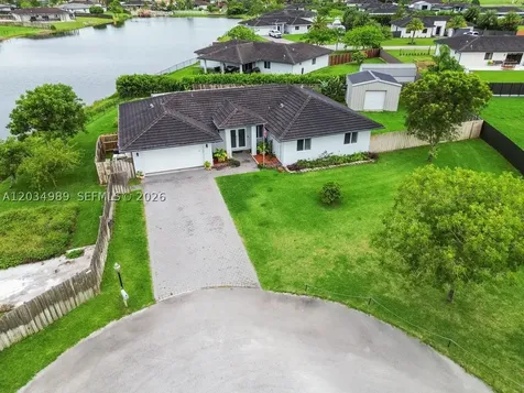 20572 SW 317th Street Homestead FL 33030