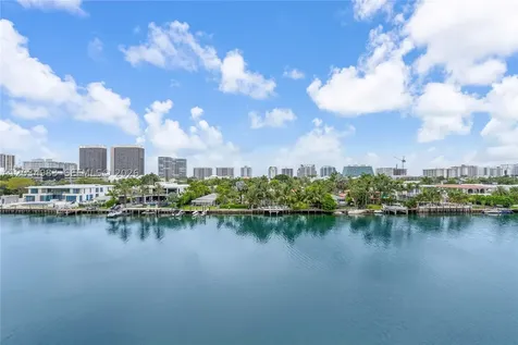 9381 E Bay Harbor Drive Bay Harbor Islands FL 33154
