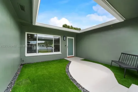 8951 NW 21st Street Pembroke Pines FL 33024