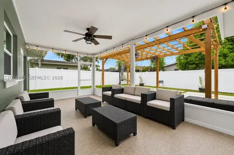 8951 NW 21st Street Pembroke Pines FL 33024