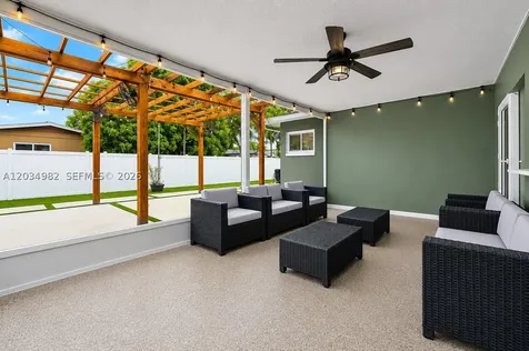 8951 NW 21st Street Pembroke Pines FL 33024