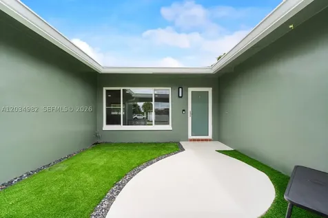 8951 NW 21st Street Pembroke Pines FL 33024