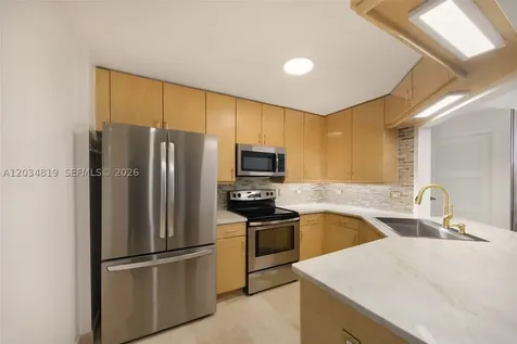 801 Brickell Key Boulevard Miami FL 33131
