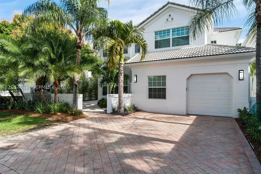 19941 NE 36th Place Aventura FL 33180