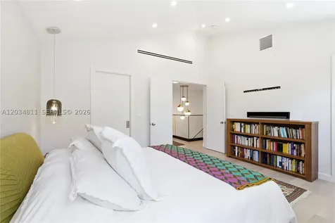 19941 NE 36th Place Aventura FL 33180