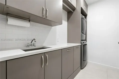 19941 NE 36th Place Aventura FL 33180